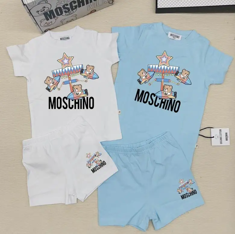 Moschino sz73-100 79